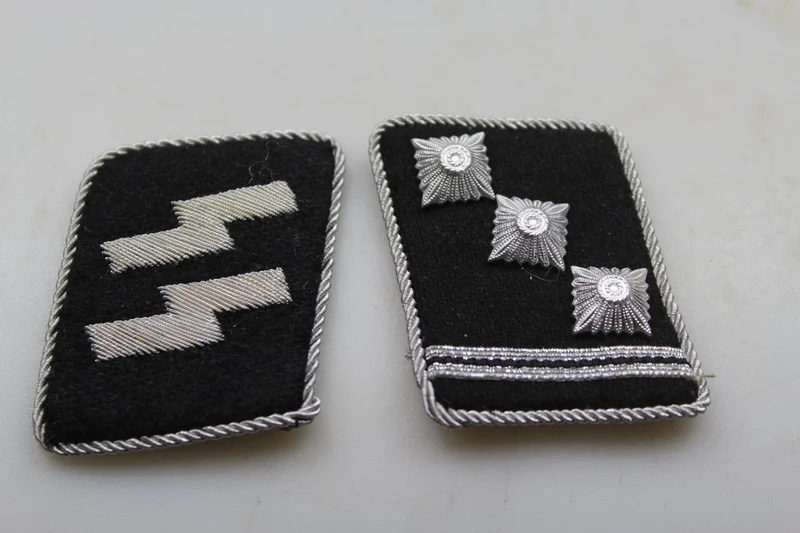 Repro-Paar offizieller W-SS-Abzeichen