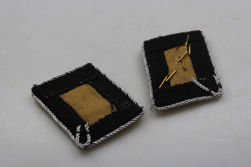 Repro-Paar offizieller W-SS-Abzeichen