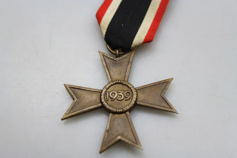Verdienstkreuz ohne Schwerter II. Klasse