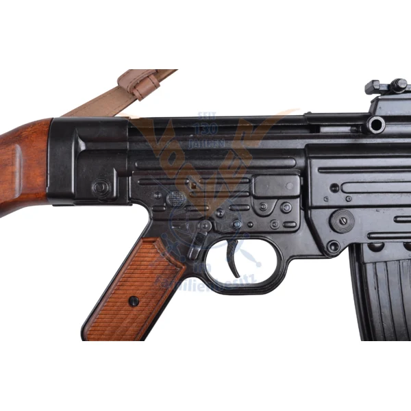 DENIX - StG 44 (Sturmgewehr MP 44), mit Trageriemen