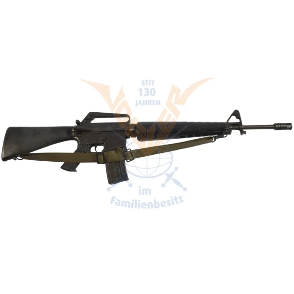 M16 A1 Sturmgewehr, USA 1967 Kunststoff, Metall, mit Gurt, DENX Nr. 9133