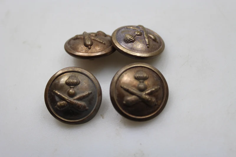 Buttons M.34 REI Truppe
