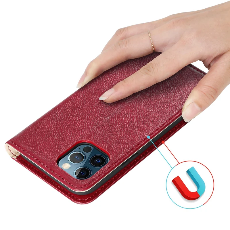 Cadorabo Hülle kompatibel mit Apple iPhone 13 Schutzhülle mit Magnetverschluss, Standfunktion und Kartenfächer