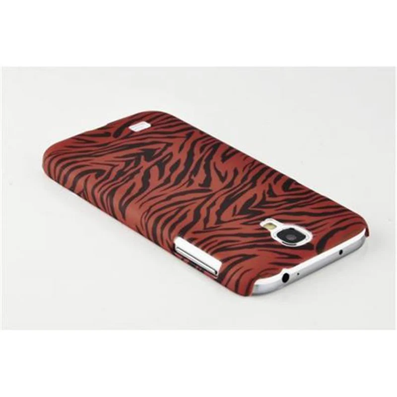 Cadorabo Hülle kompatibel mit Samsung Galaxy S4 mit BROWN TIGER Aufdruck - Hard Case Schutzhülle im trendigen Design