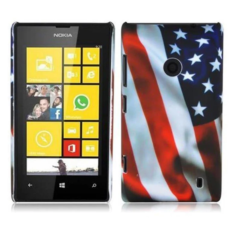 Cadorabo Hülle kompatibel mit Nokia Lumia 520 / 521 mit FOOTBALL Aufdruck - Hard Case Schutzhülle im trendigen Design