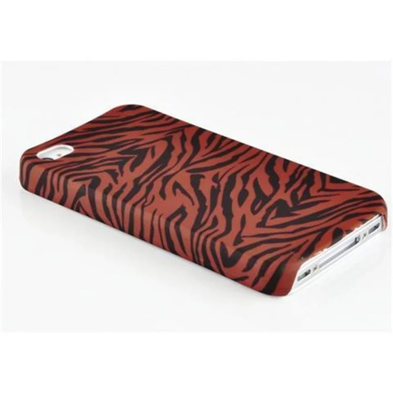 Cadorabo Hülle kompatibel mit Apple iPhone 4 / 4S mit BROWN TIGER Aufdruck - Hard Case Schutzhülle im trendigen Design