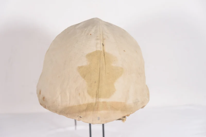 Reproduktion eines kolonialen Tarnstoffs für den M.33 REI Helm aus dem 2. Weltkrieg