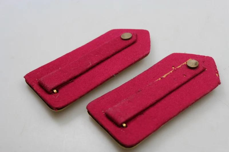 M.34-Schulterpolster mit WW2-Goldplatte