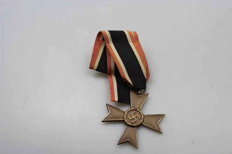 Verdienstkreuz ohne Schwerter II. Klasse
