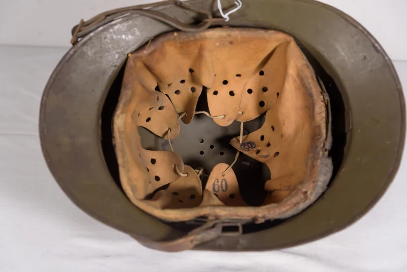 Adrian Französischer M.26 Infanteriehelm mit WH-Headset