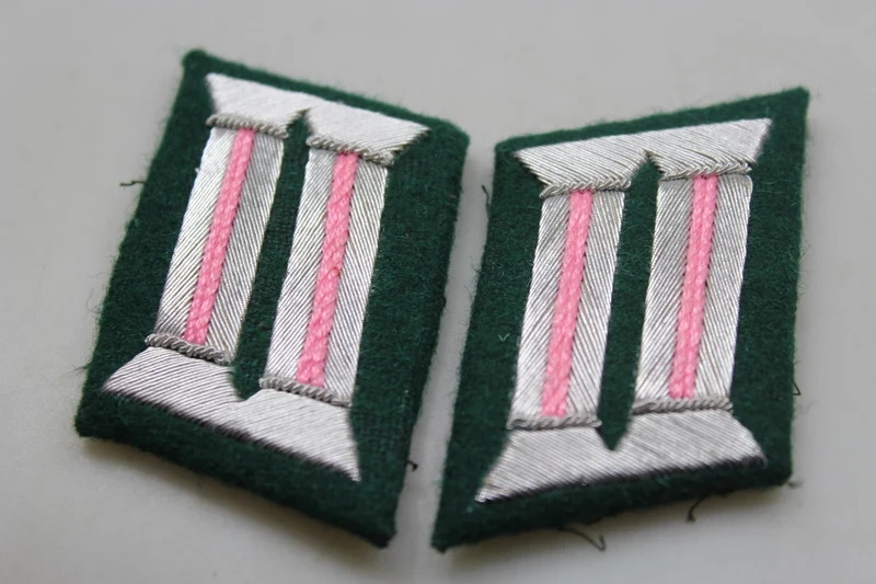 Repro-Paar Panzeroffizier-Abzeichen WH WW 2