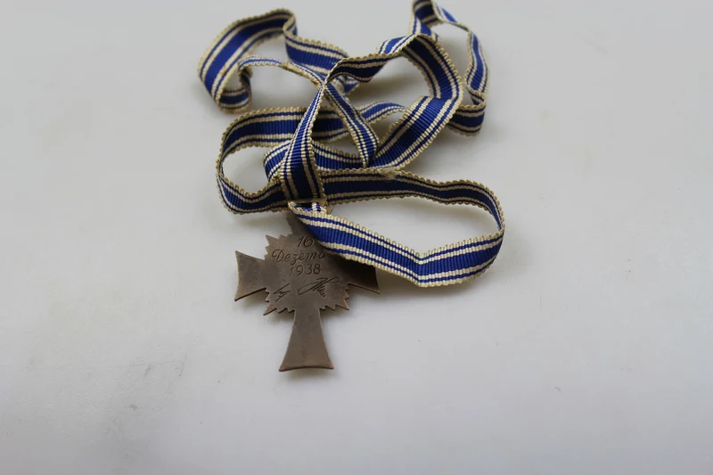 Mutterkreuz 3. Klasse „Bronze“