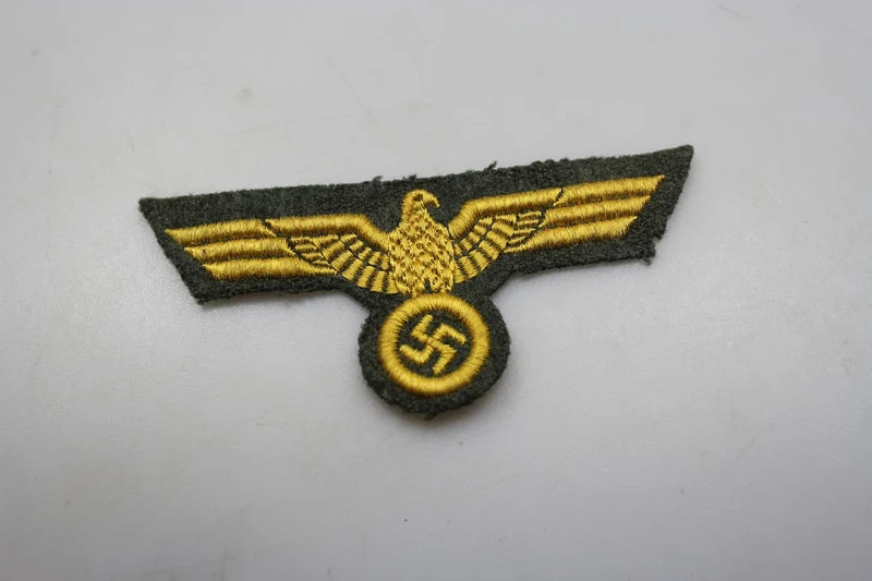 KM Truppenbrustadler – Kustenartillerie