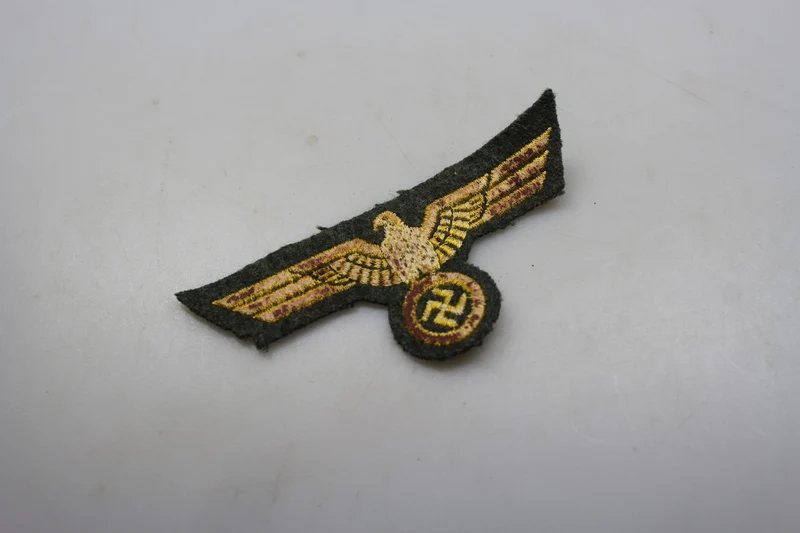 KM Truppenbrustadler – Kustenartillerie