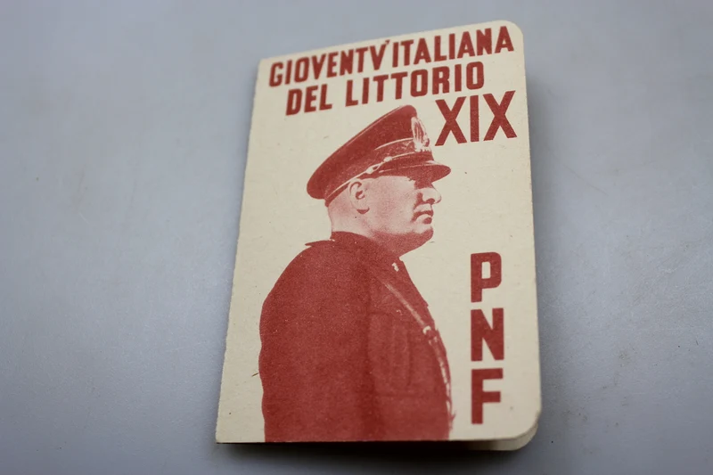 GIL-Karte "Junge Faschisten" XIX°