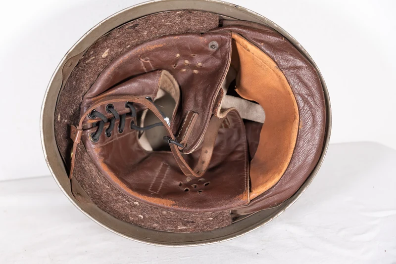 Englischer „Dispatch Rider“-Helm aus dem 2. Weltkrieg