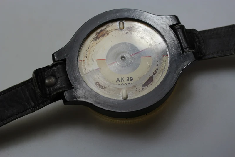 Pilotenkompass AK-39 der Luftwaffe aus dem 2. Weltkrieg