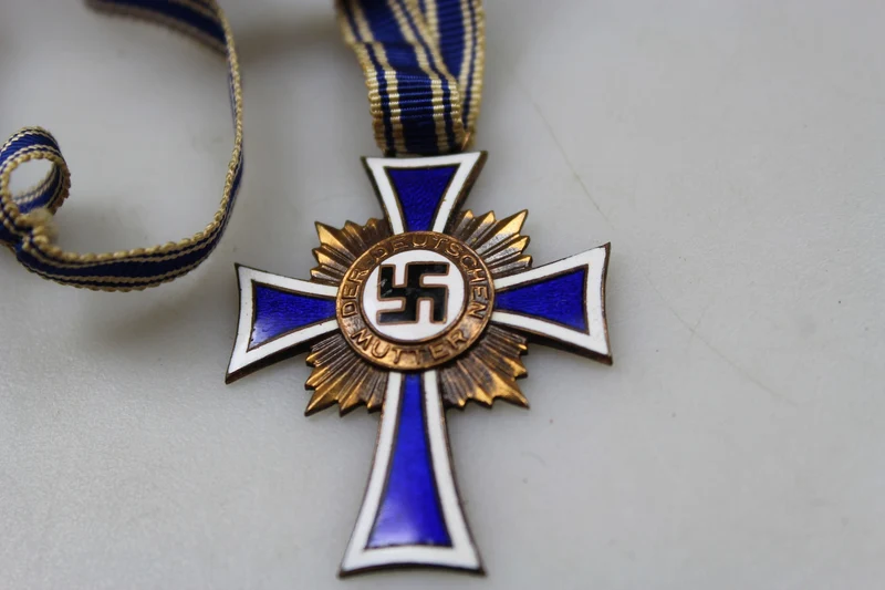 Mutterkreuz 3. Klasse „Bronze“