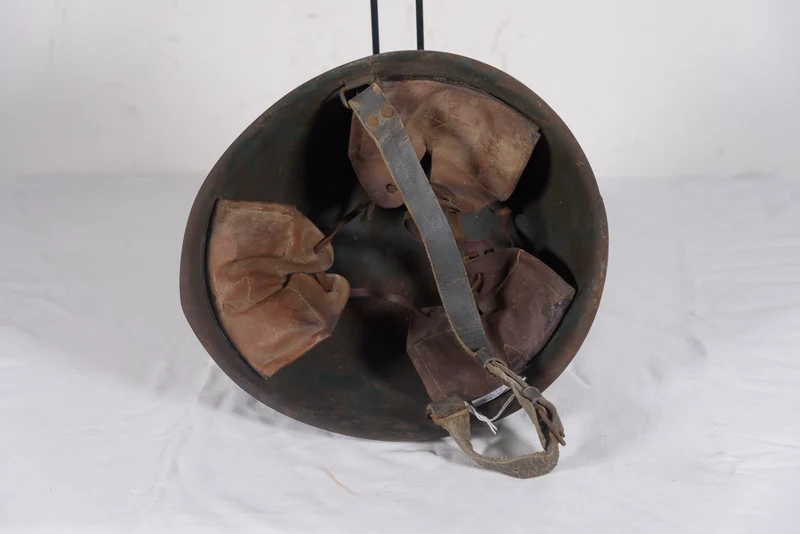 M.33 Helm ohne Belüftungsöffnungen 2. Weltkrieg