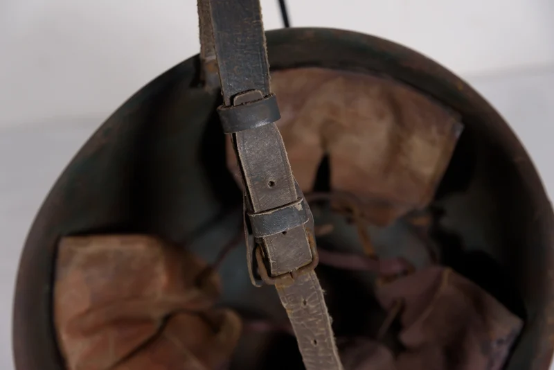 M.33 Helm ohne Belüftungsöffnungen 2. Weltkrieg