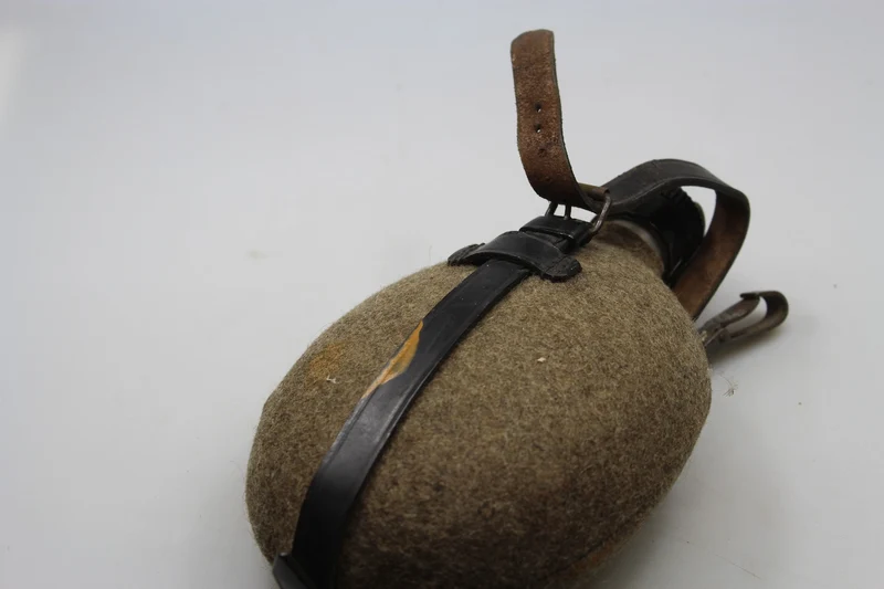 WH WW 2 Aluminium-Wasserflasche