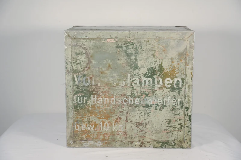 Holzkiste "Lampen für Taschenlampen 10 kg" WH WK 2
