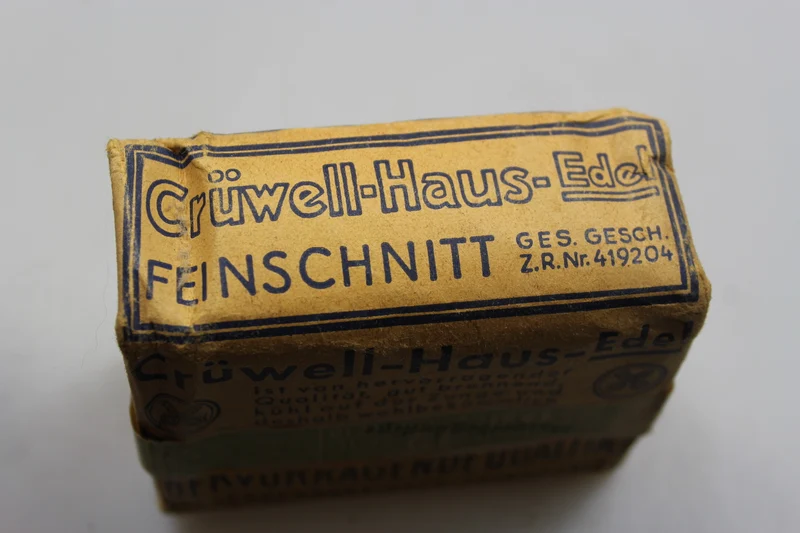 „Cruwell – Haus Edel“ 50-Gramm-Packung Tabak aus den 40er Jahren
