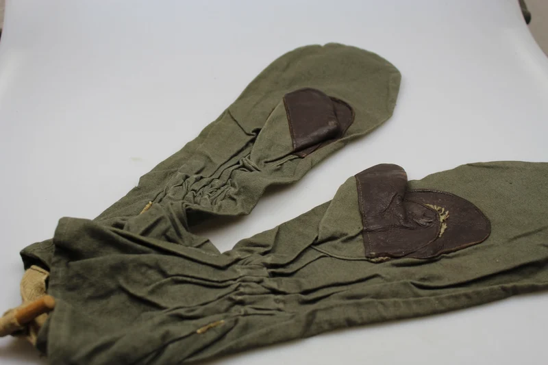 WH WW 2 winddichte Handschuhe