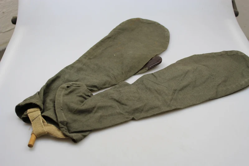 WH WW 2 winddichte Handschuhe