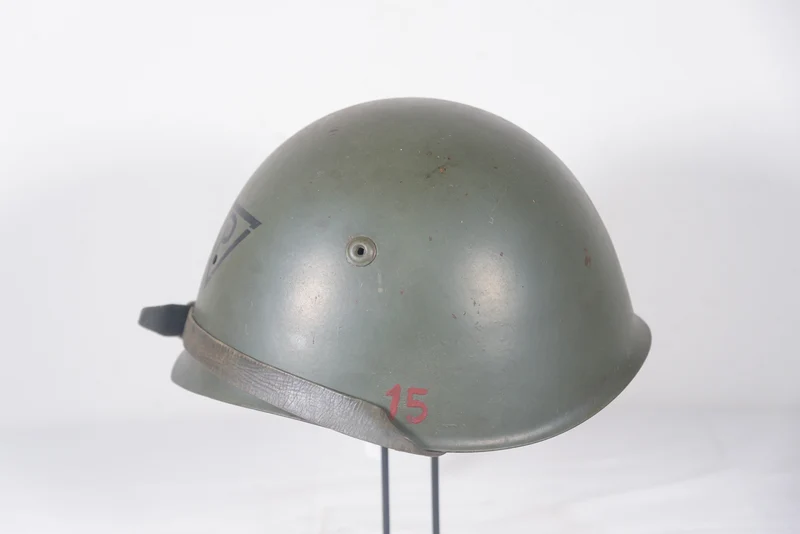 M.33 4-Loch-Helm „Pignone“ – Florenz
