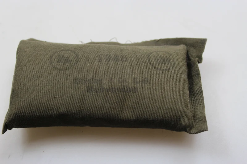 Individuelles Verbandspaket WH 1945