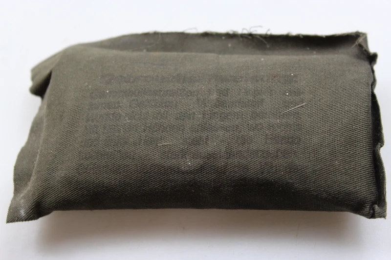 Individuelles Verbandspaket WH 1945