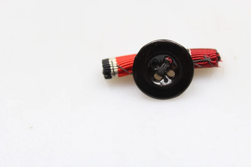 Anstecknadel EK + Ost