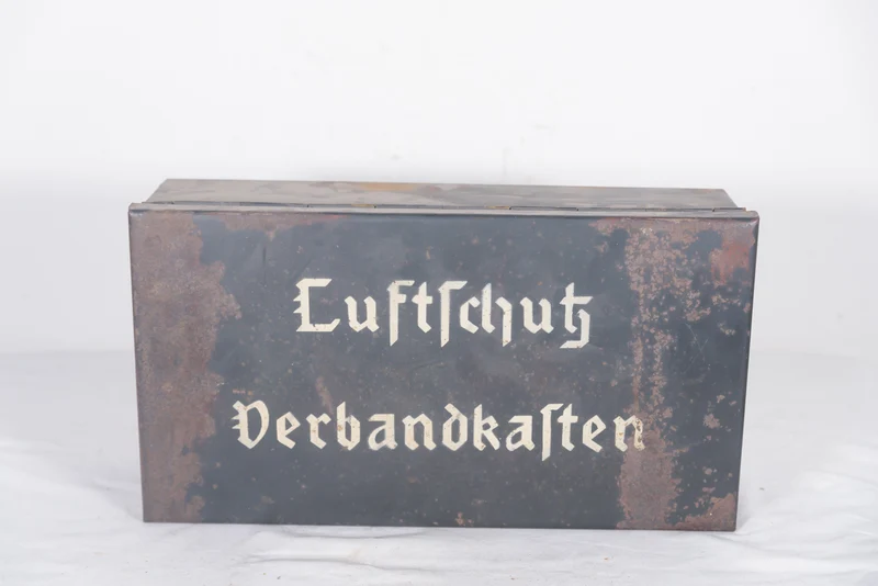 Luftschutz Verbandkasten 2. Weltkrieg