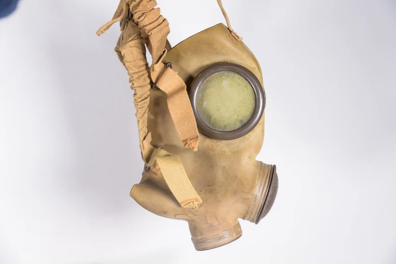 Pirelli-35-Gasmaske