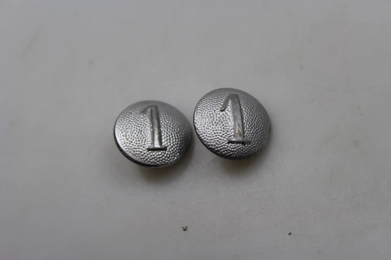 Paar W-Rock WW 2 Knöpfe