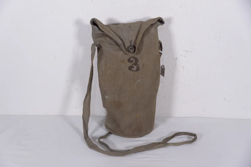 PC-40 Gasmaske aus dem 2. Weltkrieg