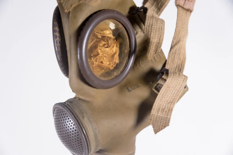 PC-40 Gasmaske aus dem 2. Weltkrieg