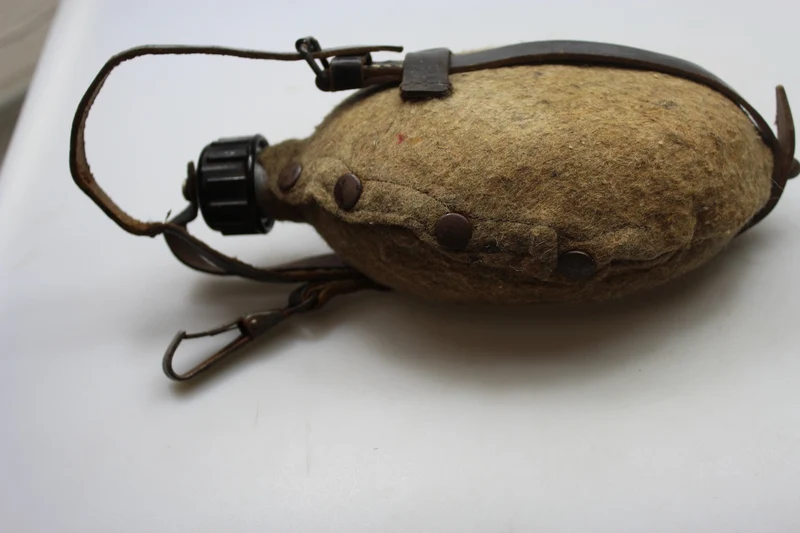 WH WW 2 Aluminium-Wasserflasche