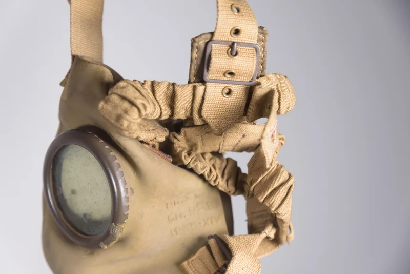 Pirelli 35 -REI WW 2 Gasmaske