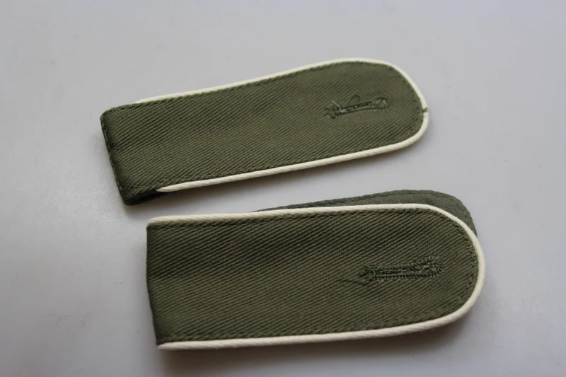 Repro-Paar Tropical/DAK Troop WH WW 2 Schulterpolster