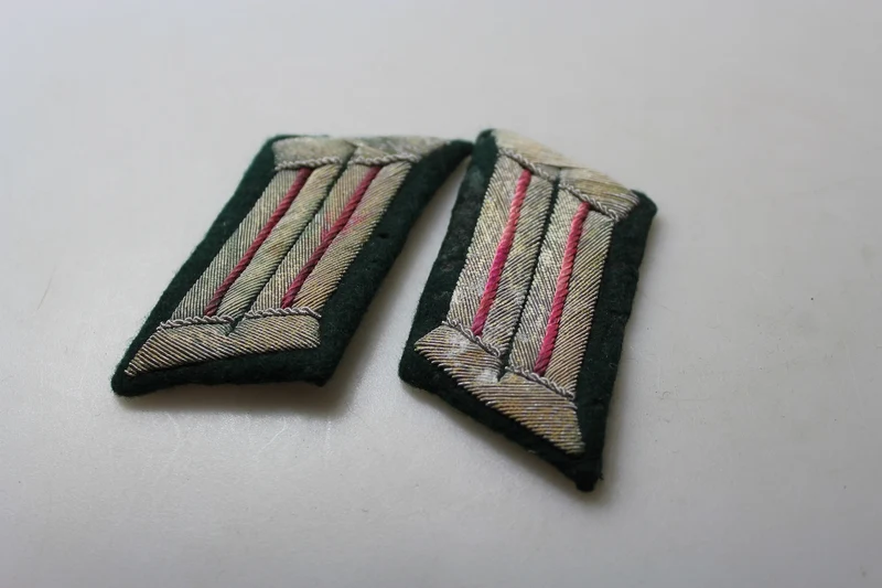 Paar offizielle Panzer WH WW 2 Abzeichen