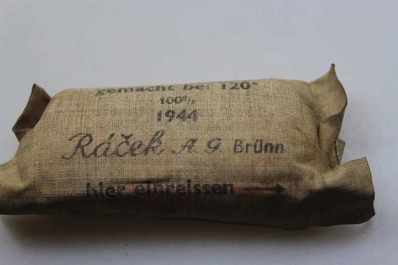 Individuelles Verbandspaket WH 1944