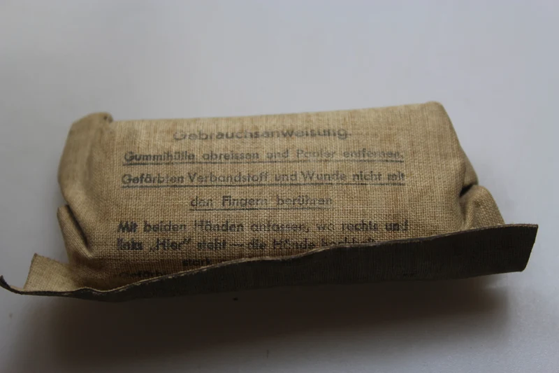 Individuelles Verbandspaket WH 1944