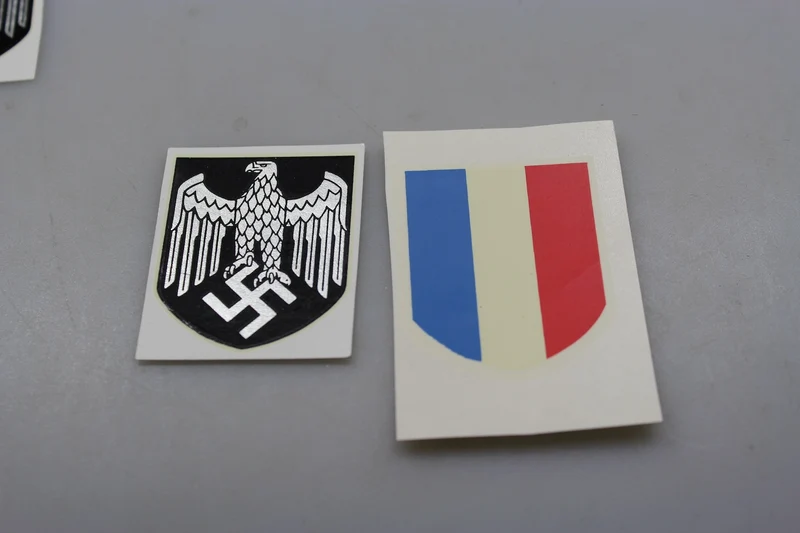 Repro-Paar Helmaufkleber aus dem 2. Weltkrieg