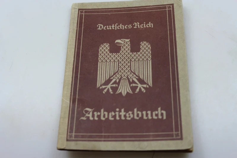 Arbeitsbuch der Vorkriegszeit