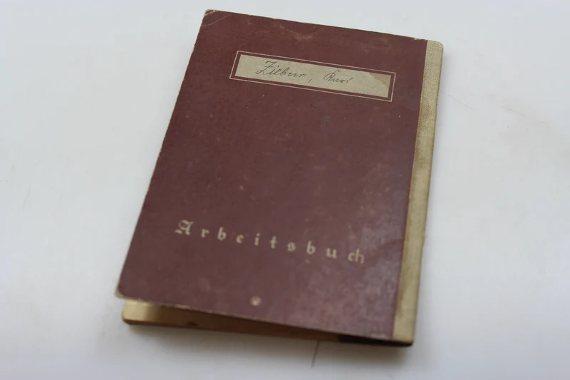 Arbeitsbuch der Vorkriegszeit