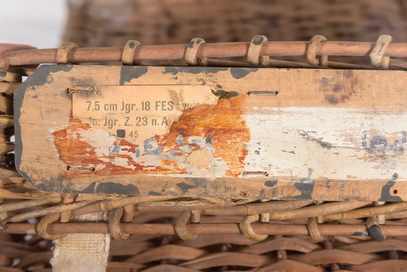 Weidenkorb für 3 75 mm WH Artilleriegeschosse aus dem 2. Weltkrieg