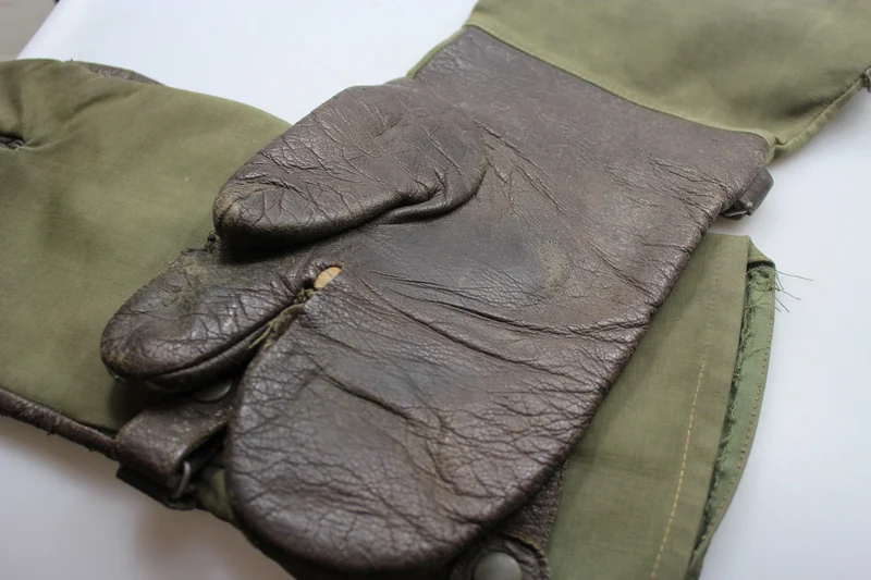 Paar WH WW 2 Motorradhandschuhe
