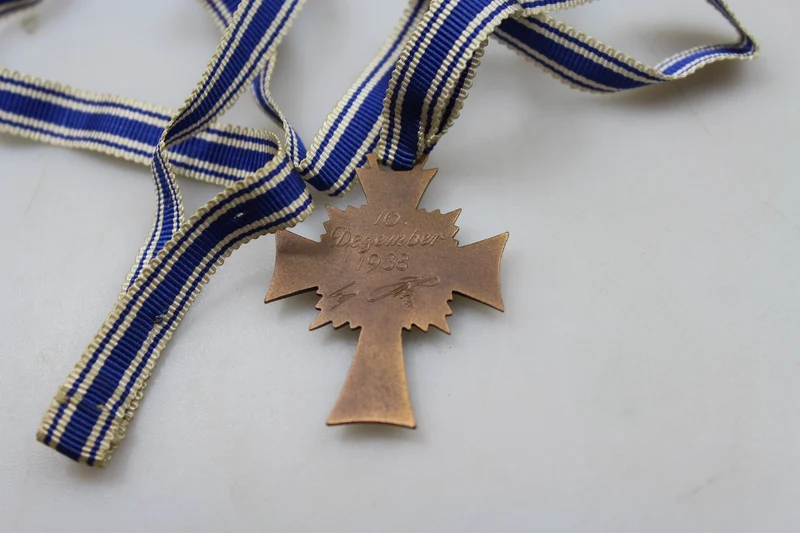 Mutterkreuz 3. Klasse „Bronze“
